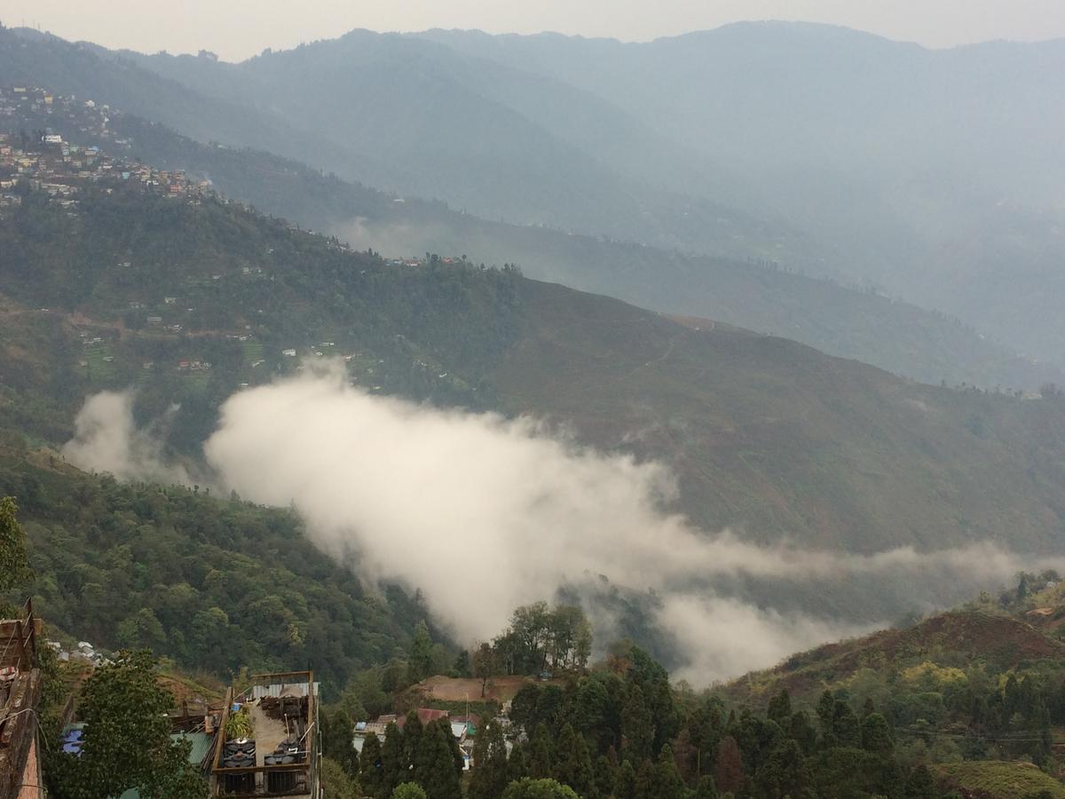 Smriya Homestay Darjeeling  Bagian luar foto
